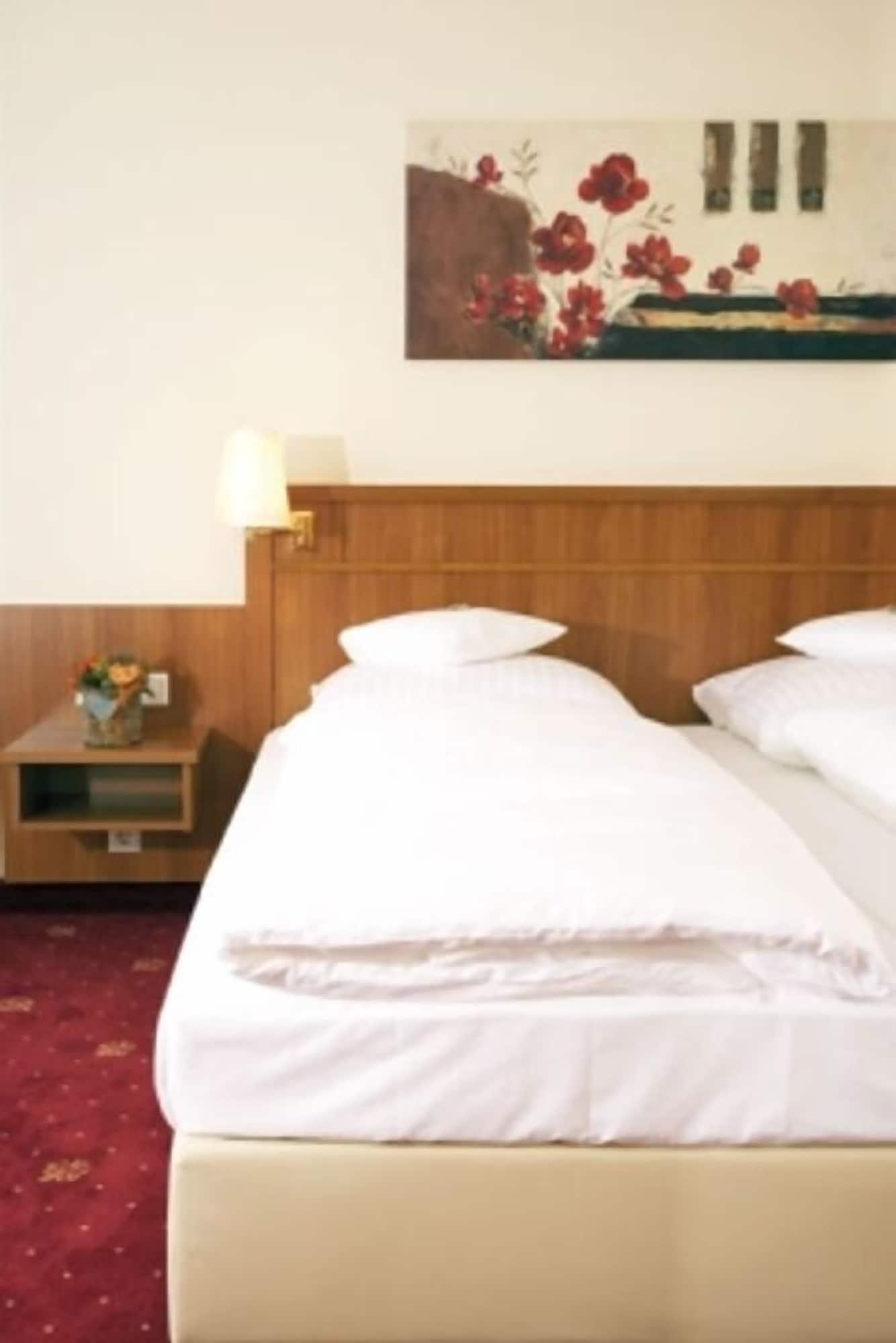 Waldhotel Nachtigall Paderborn Eksteriør bilde